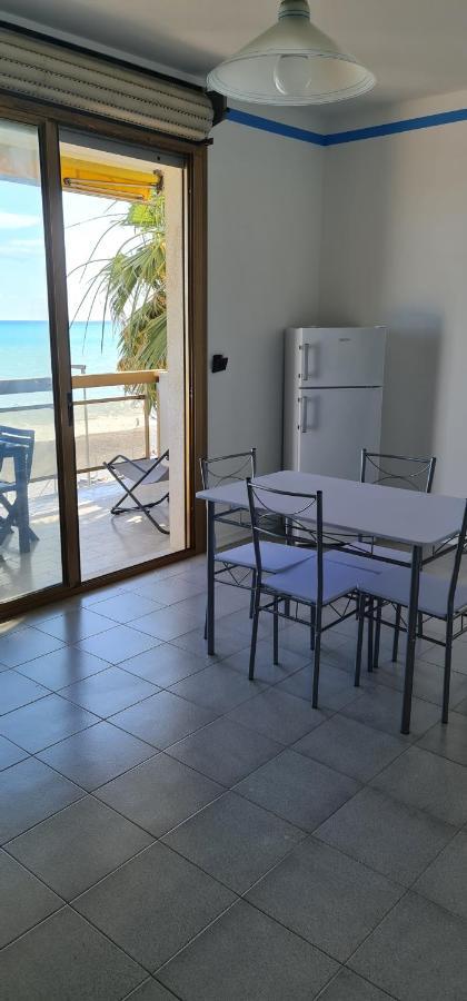 Mare Apartment Ventimiglia Bagian luar foto